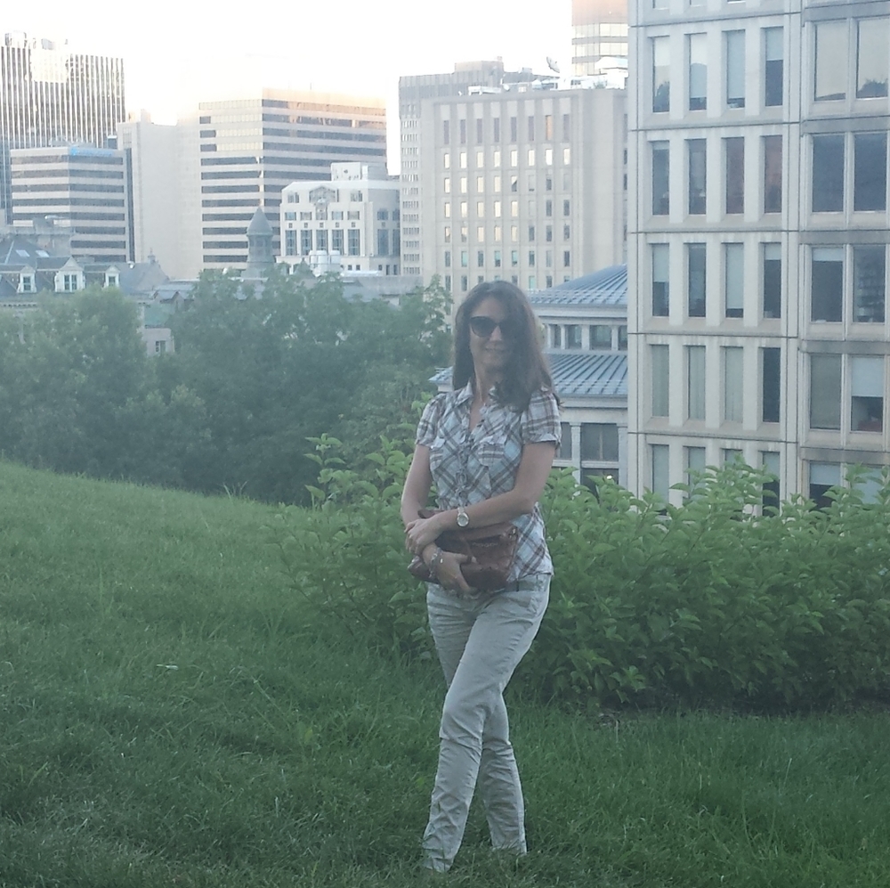 Meet your Posher, Angela ioana